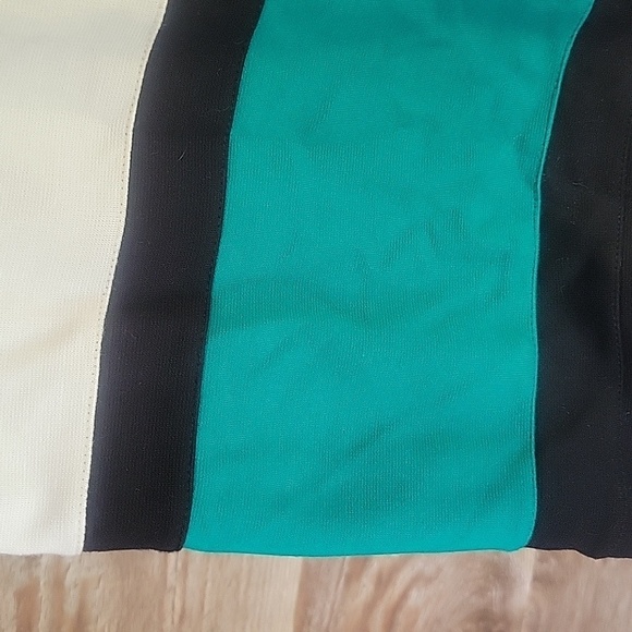 Express Size XSmall Black, Teal, Off White Color Blocked Bodycon Dress - Picture 3 of 7